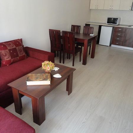 Holiday Apartments In Pomorie Phòng bức ảnh
