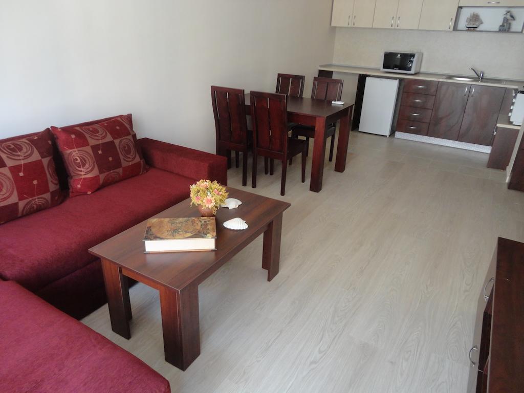 Holiday Apartments In Pomorie Phòng bức ảnh