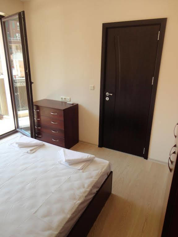 Holiday Apartments In Pomorie Ngoại thất bức ảnh
